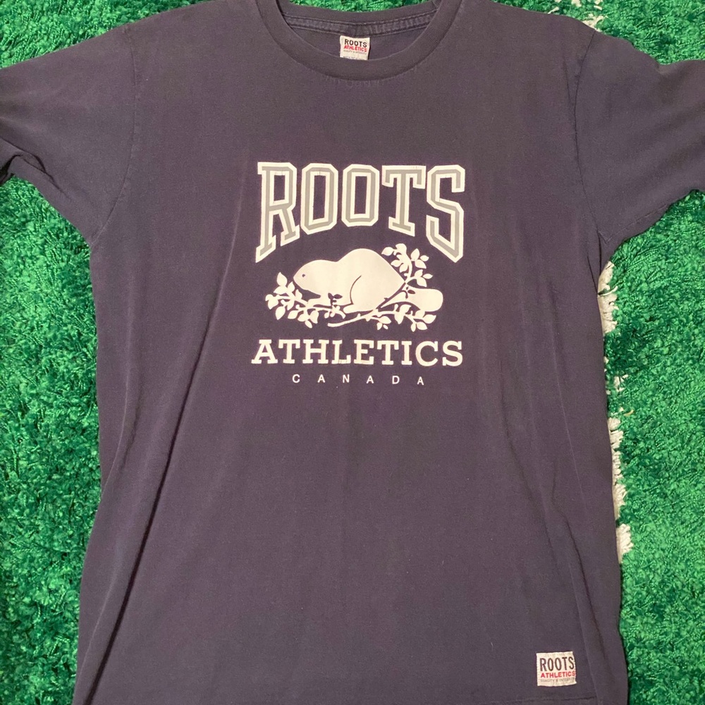 Vintage 90s roots athletics T-shirt